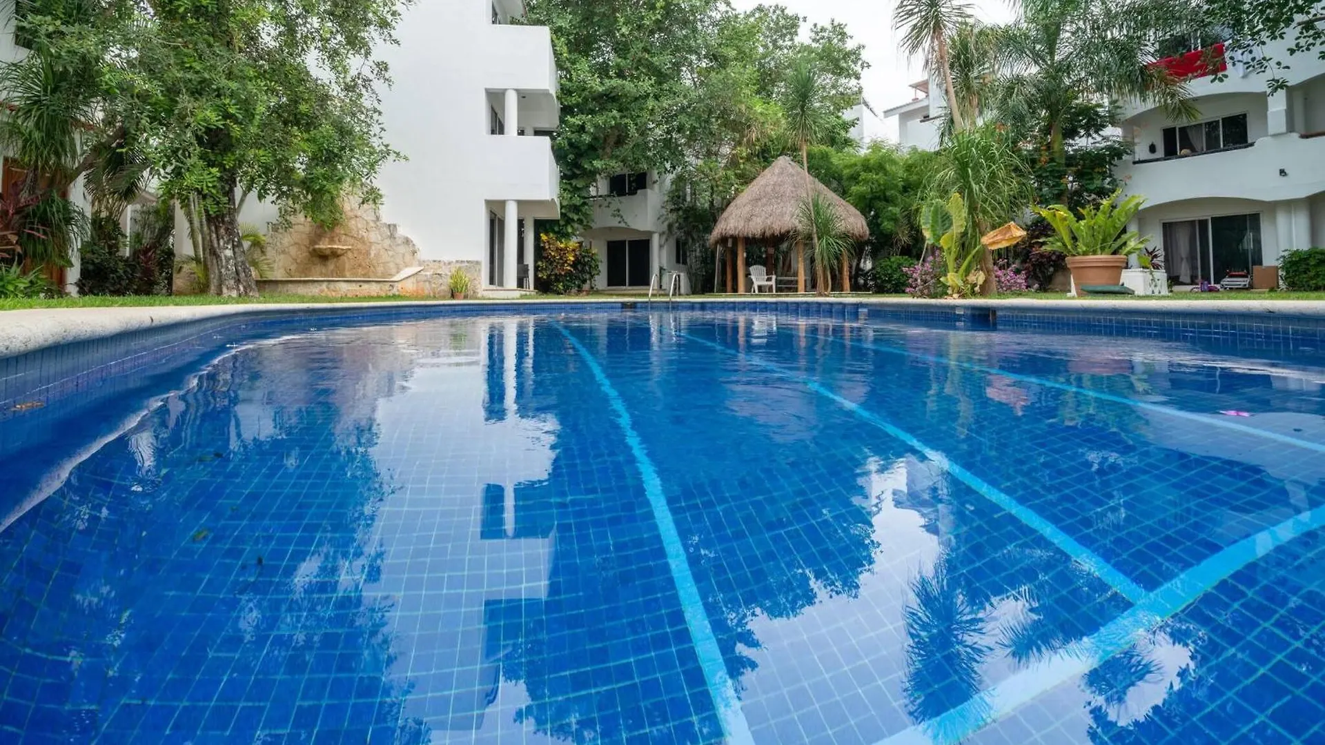 3 Bedroom Condo With Pool - Playacar Phase II - At Quintas Pakal Complex 21 Playa del Carmen Hébergement de vacances